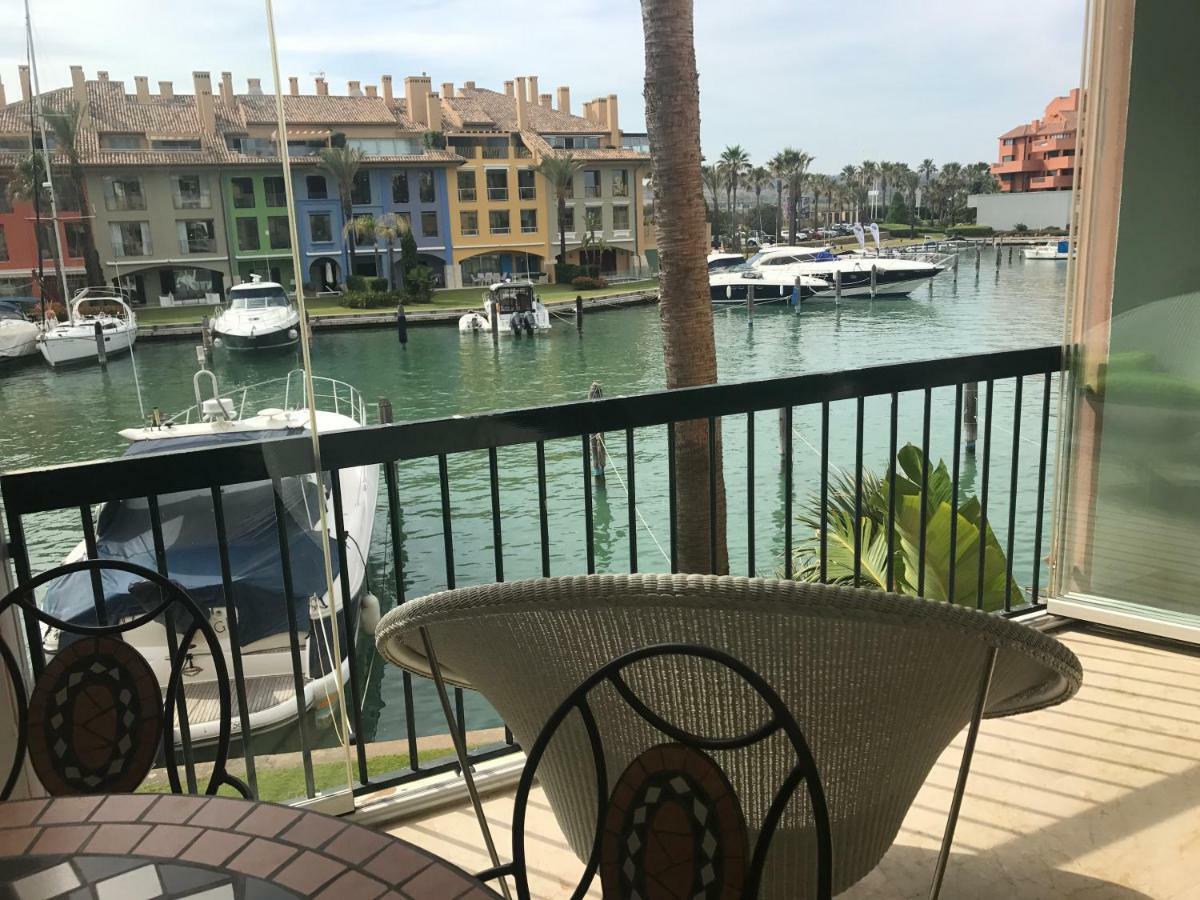 Apartamento Con Piscina ,Playa Con Vistas Panoramicas En La Marina De Sotogrande Сан-Роке Экстерьер фото